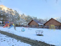 Еще на одну детскую площадку в Республике Алтай стало больше благодаря нацпроекту «Жилье и городская среда»